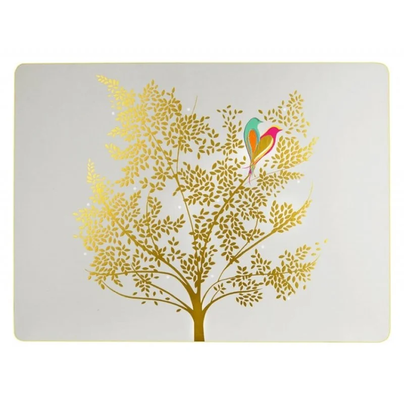 White background with gold outline Chelsea by Sara Miller placemats White background with gold outline Chelsea by Sara Miller placemats
